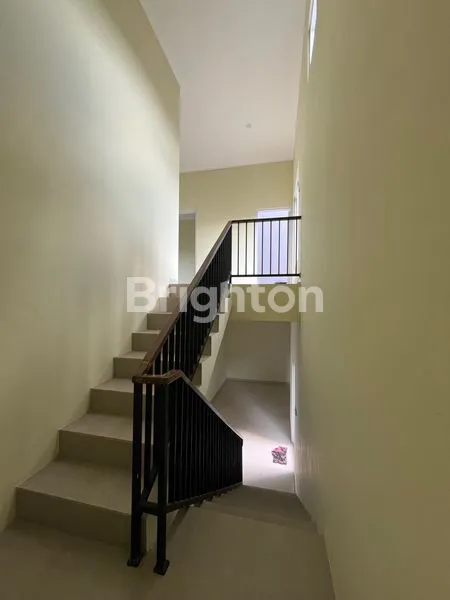 image RUMAH BARU MODERN MINIMALIS 2 LANTAI FAJAR INDAH DEKAT PINTU TOL KLODRAN (3)