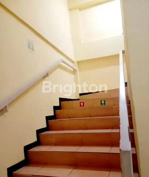 image RUNGKUT ASRI  RUKO 3 LANTAI SIAP HUNI (3)