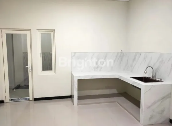 image MURAH RUMAH 2 LANTAI ONE GATE DI PURIMAS GUNUNG ANYAR, SURABAYA TIMUR (6)