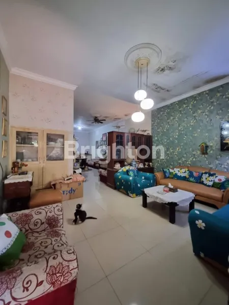 image KUTISARI SIAP HUNI MINIMALIS DEKAT PETRA, JATIM EXPO (6)