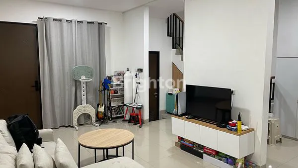 image DIJUAL RUMAH STRATEGIS METLAND PURI OXALIS (RZCJ) (1)