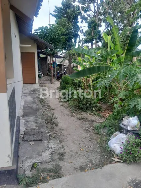 image TANAH DATAR DI PINGGIR KOTA (3)