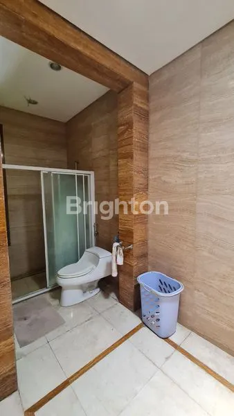 image RUMAH CANTIK LT 450M² DI CLUSTER KOTA WISATA CIBUBUR (3)