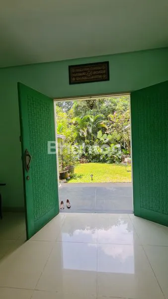 image RUMAH CANTIK LT 450M² DI CLUSTER KOTA WISATA CIBUBUR (5)