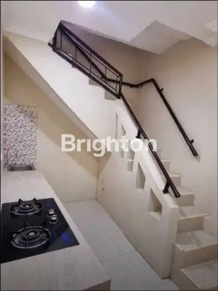 image RUMAH CANTIK SIAP HUNI DI DEKAT STADION MANAHAN SOLO (4)