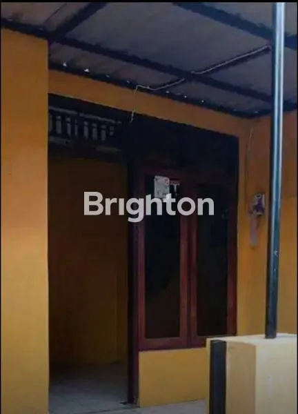 image JUAL RUMAH SIAP HUNI COCOK UNTUK USAHA DI PINGGUR JALAN KADIPIRO (3)