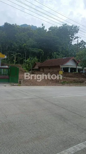 TANAH STRATEGIS DI TRENGGALEK KOTA