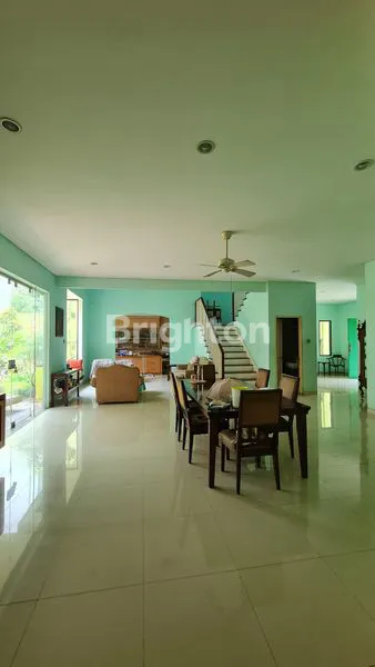 image RUMAH CANTIK LT 450M² DI CLUSTER KOTA WISATA CIBUBUR (8)