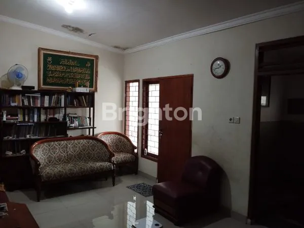 image RUMAH BAGUS SIAP HUNI UDARA SEJUK (6)