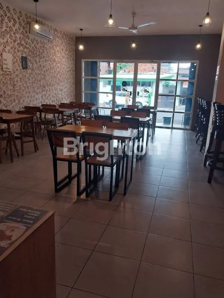 image RUMAH MAKAN DI KUTISARI SELATAN (4)