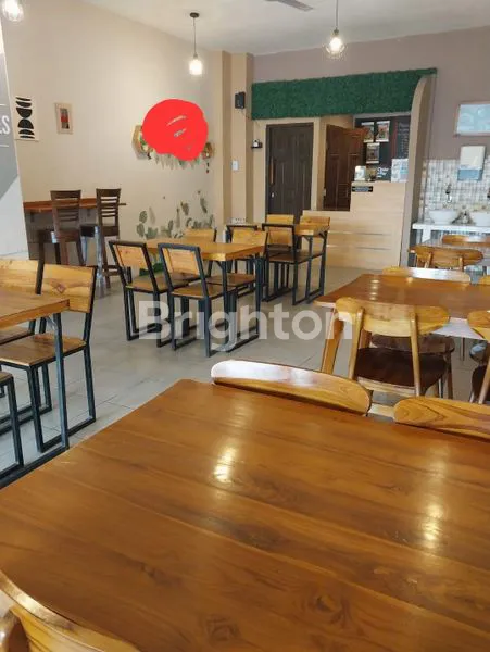 image RUMAH MAKAN DI KUTISARI SELATAN (3)