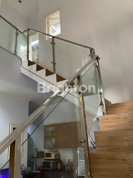 image RUMAH SIAP HUNI DEKAT MRT FATMAWATI DALAM CLUSTER KARANG TENGAH JAKARTA SELATAN (4)