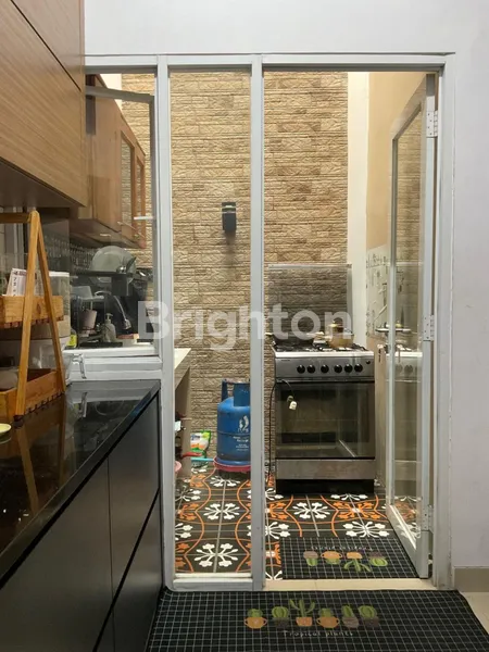 image RUMAH SIAP HUNI DEKAT MRT FATMAWATI DALAM CLUSTER KARANG TENGAH JAKARTA SELATAN (8)