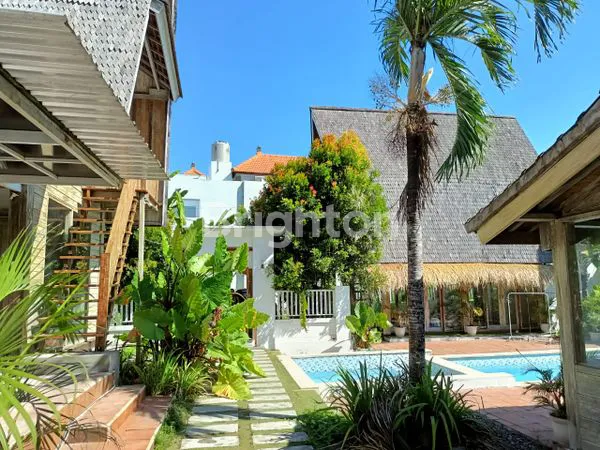 image VILLA JOGLO LUAS LOKASI PARIWISATA CANGGU DEKAT KE PANTAI (4)
