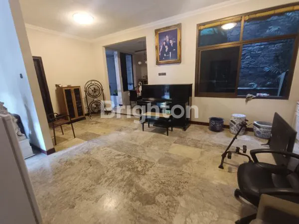 image RUMAH BAGUS LOKASI ELITE KENDALISODO SISINGAMANGARAJA CANDI DEKAT AKPOL SEMARANG (4)