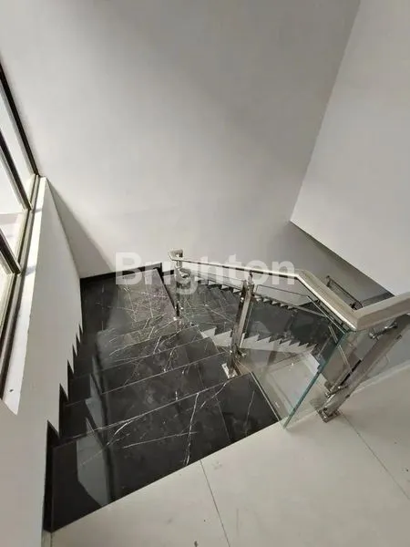 image RUMAH DI DARMO PERMAI TIMUR  (4)