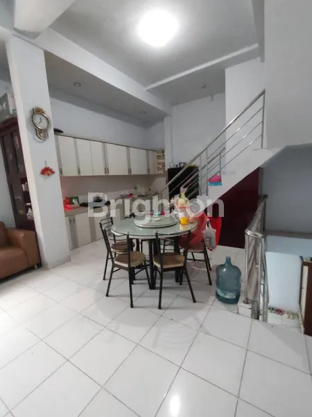 image RUKO TENGAH KOTA POSISI SUDUT (4)