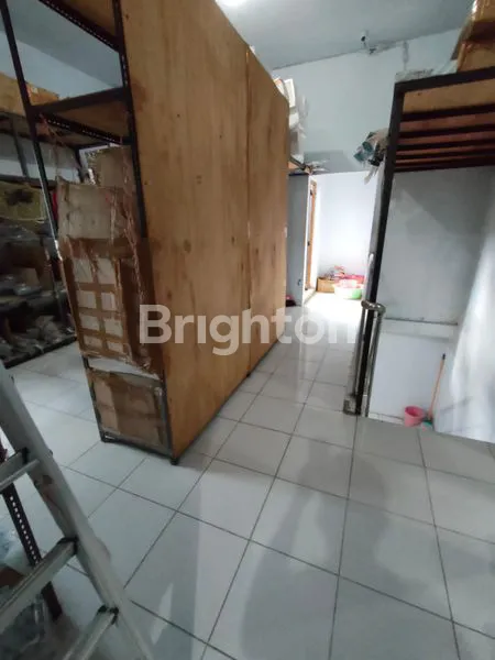 image RUKO TENGAH KOTA POSISI SUDUT (8)