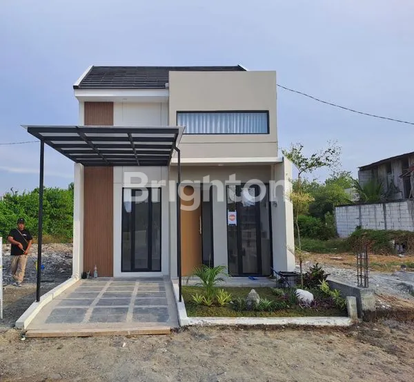 image RUMAH AREA GUNUNGANYAR TIMUR  (1)