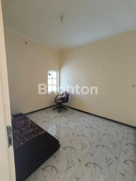 image RUMAH HOOK MURAH AREA PENJARINGAN RUNGKUT DEKAT RAYA MERR, GUNUNG ANYAR (2)