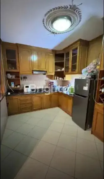 image RUMAH DI DARMO PERMAI UTARA (3)