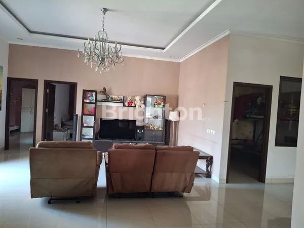 image RUMAH 2 LANTAI DALAM CLUSTER THE ATMOSPHERE SENTUL CITY DEKAT JUNGLELAND (5)