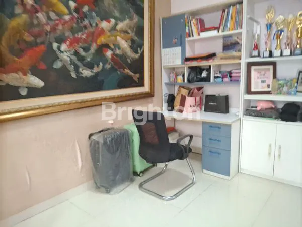 image RUMAH 2 LANTAI DALAM CLUSTER THE ATMOSPHERE SENTUL CITY DEKAT JUNGLELAND (7)