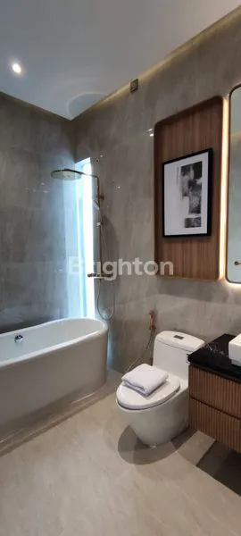 image RUMAH BARU MEWAH SOUTH TRESOR (6)