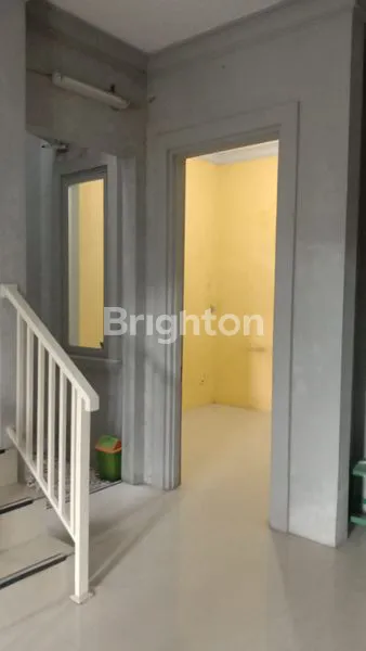 image RUMAH MINIMALIS 2 LANTAI DEKAT TRANS ICON (6)