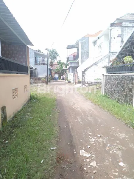 image STRATEGIS DAN MURAH !!! LOKASI MADYOPURO DEKAT GERBANG TOL MALANG (2)