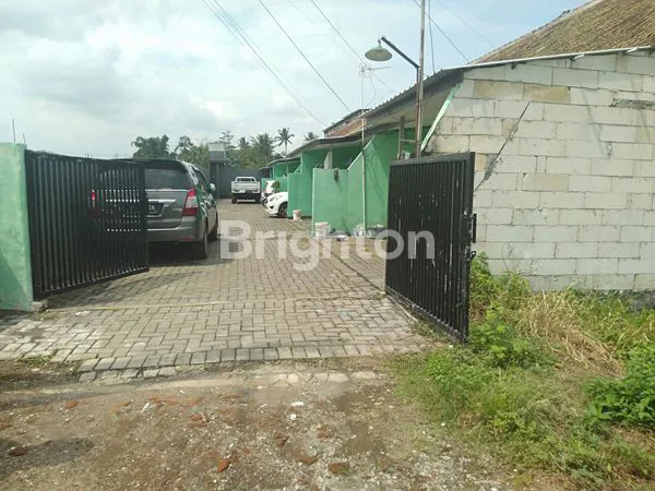 image STRATEGIS DAN MURAH !!! LOKASI MADYOPURO DEKAT GERBANG TOL MALANG (3)