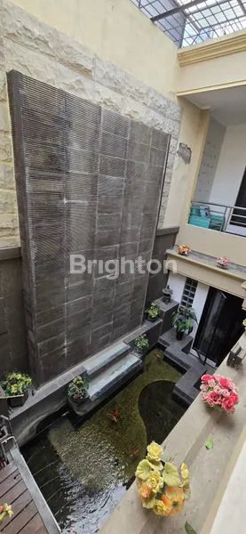 image DIJUAL RUMAH MEWAH TERAWAT FULL FURNISHED MEWAH VILLA KALIJUDAN SURABAYA (5)