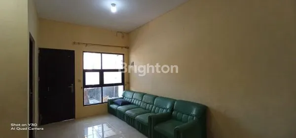 image RUMAH DI PERUM PALM OASIS (2)