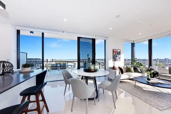 Image Unity - Living.jpg