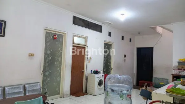 image RUKO + RUMAH + GUDANG DI SIDOARJO KOTA KOMERSIAL AREA, DI JALAN SUNANDAR PRIYO SUDARMO (6)