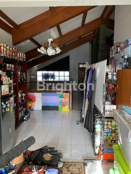 image RUMAH LUAS DAN NYAMAN DI JAKARTA SELATAN (2)