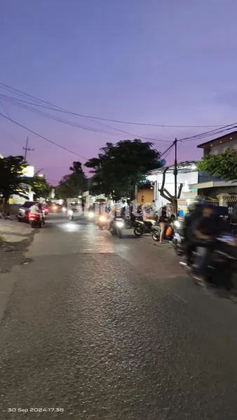 image RUMAH MANUKAN SURABAYA BARAT COCOK BUAT USAHA (5)