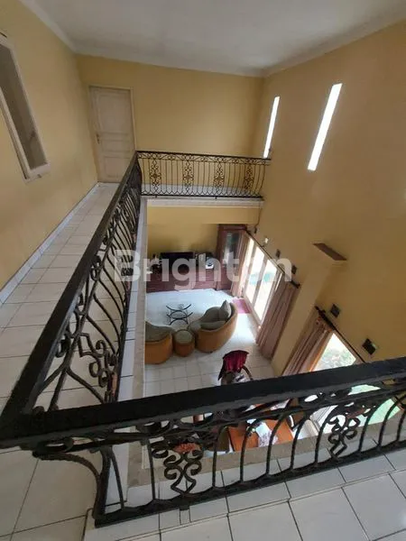 image RUMAH SIAP HUNI DI PUSPITA LOKA BSD (4)