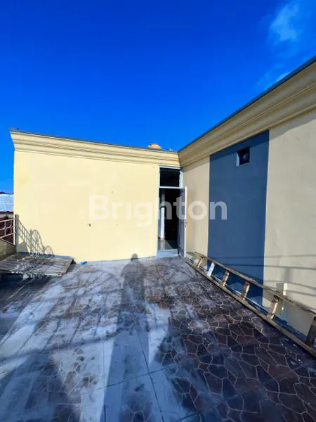 image DIJUAL CEPAT RUMAH HOOK SIAP HUNI PERUMAHAN WIGUNA TIMUR REGENCY SURABAYA (8)