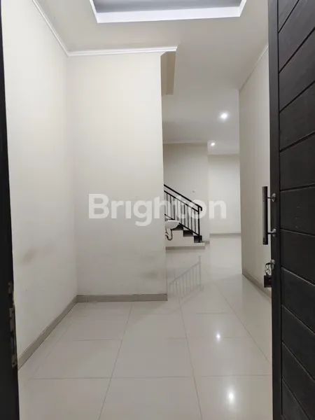 image RUMAH BENDUL MERISI MINIMALIS SIAP HUNI LOKASI STRATEGIS DEKAT KE TENGAH KOTA  (6)