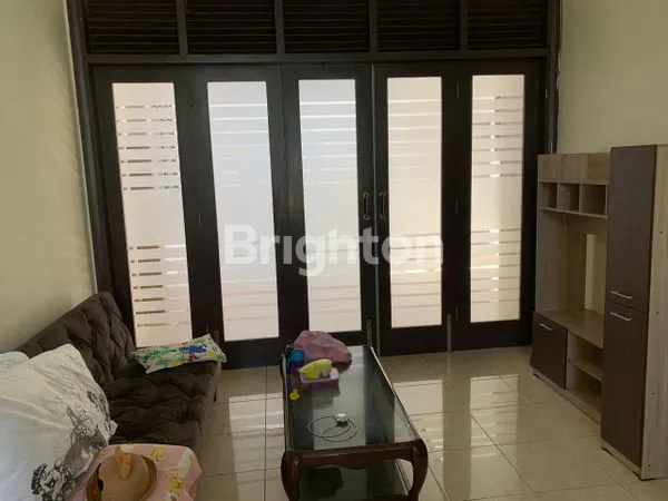 image RUMAH FULL FURNISH 1 LANTAI DEKAT KAMPUS BRAWIJAYA-SMAN9 MALANG-KAWASAN NIAGA SOEHAT AREA PERMATA JINGGA KOTA MALANG (4)