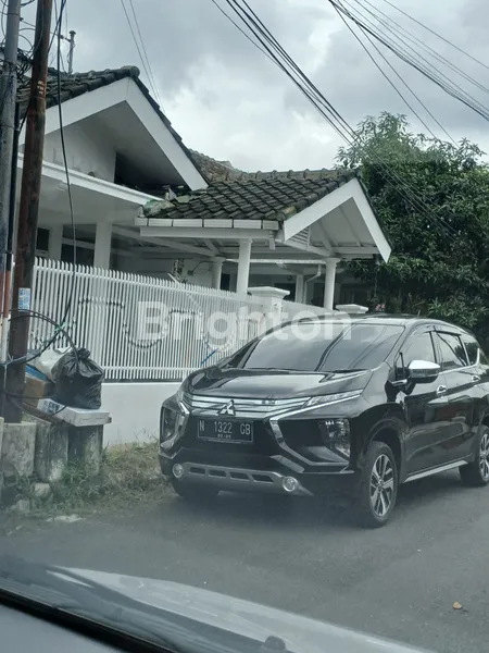 image RUMAH MODEREN BAGUS TERAWAT STRATEGIS DI SULFAT TENGAH KOTA MALANG DEKAT DENGAN SUPERINDO SULFAT (1)