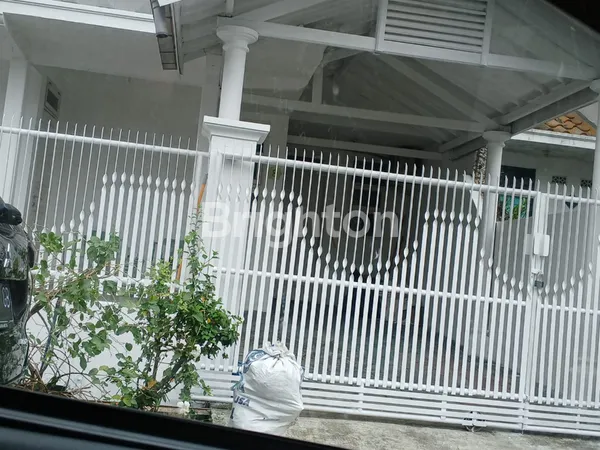 image RUMAH MODEREN BAGUS TERAWAT STRATEGIS DI SULFAT TENGAH KOTA MALANG DEKAT DENGAN SUPERINDO SULFAT (2)