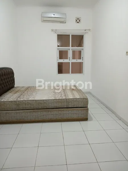 image RUMAH MODEREN BAGUS TERAWAT STRATEGIS DI SULFAT TENGAH KOTA MALANG DEKAT DENGAN SUPERINDO SULFAT (4)