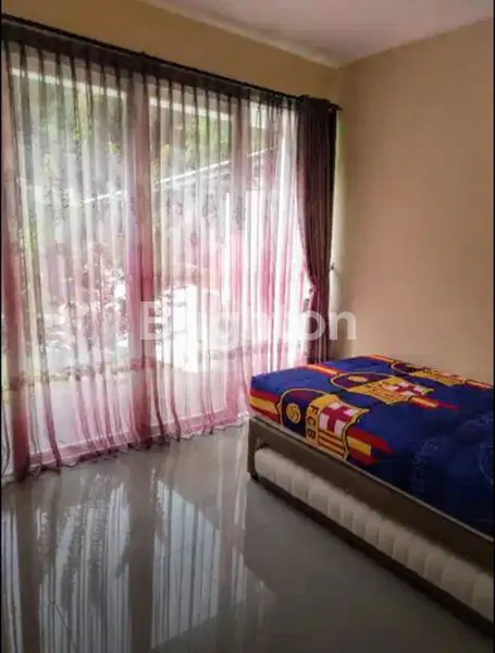 image RUMAH DENGAN PERABOTAN DI CITRAGRAND (3)