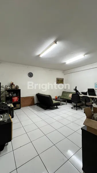 image DIJUAL GUDANG SIAP PAKAI RAYA SEMEMI, SURABAYA (4)