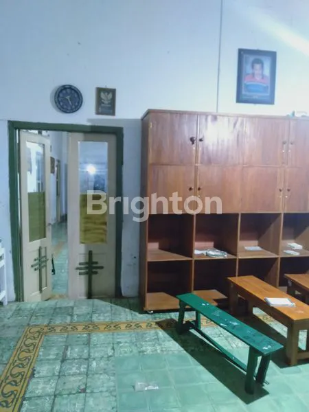 image DIJUAL RUMAH  KUNO DI TENGAH KOTA KEDIRI (2)