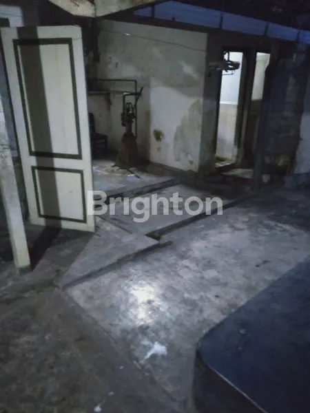image DIJUAL RUMAH  KUNO DI TENGAH KOTA KEDIRI (3)