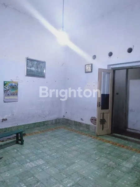 image DIJUAL RUMAH  KUNO DI TENGAH KOTA KEDIRI (5)
