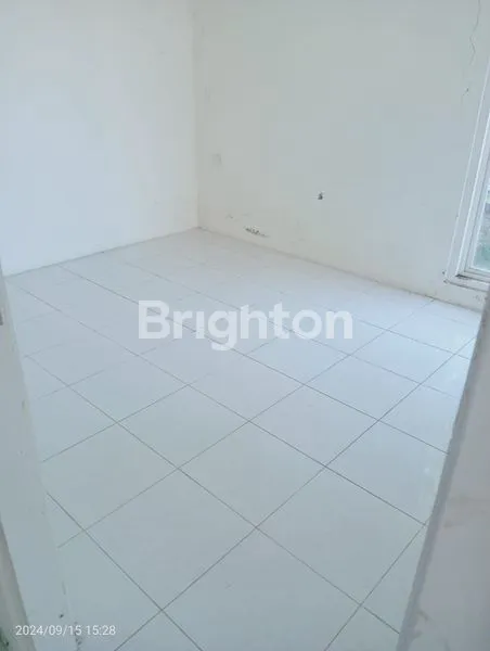 image RUMAH SECOND RASA BARU GOLDEN BERRY REGENCY MENGANTI GRESIK RUMAH MUNGIL MINIMALIS COCOK UNTUK KELUARGA MUDA (4)